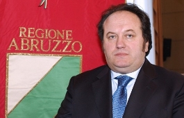 L'assessore alla Cultura della Regione Abruzzo, Luigi De Fanis (foto Ansa)