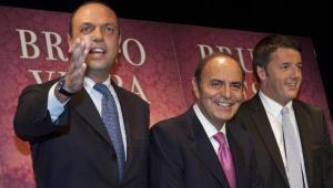 Alfano, Vespa e Renzi alla presentazione dell'ultimo libro del conduttore di "Porta a porta"