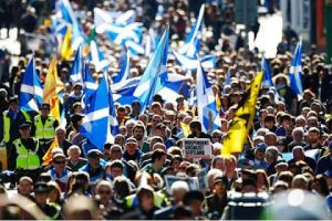 Manifestazione per l'indipendenza della Scozia