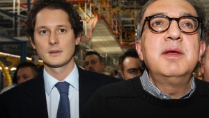 Il presidente della Fiat  Jonh Elkann e l'amministratore delegato Sergio Marchionne