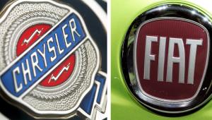 epa04005722 (FILE) A composite file picture dated 19 February 2007 shows the logo of US American carmaker Chrysler (L) on a Chrysler car in Frankfurt Main, Germany, and a file image dated 24 September 2008 of a FIAT logo on a car in Hanover, Germany. According to media reports on 01 January 2014, Fiat is to take full ownership of Chrysler.  EPA/FRANK RUMPENHORST/MAURITZ ANTIN