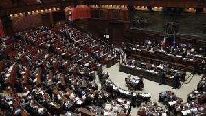 L'assemblea di Montecitorio al voto sull'Italicum Foto Ansa/Lami