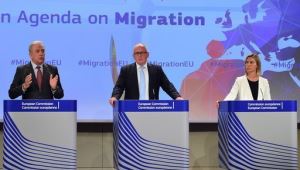 La Commissione europea ha presentato il 13 maggio 2015 l'Agenda europea sulla migrazione (fonte: askanews)