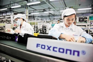 Operaie dell'azienda Foxconn