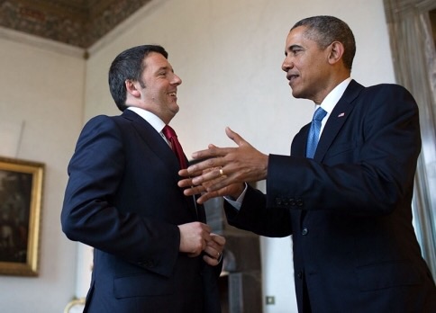 Matteo Renzi con Barack Obama in un'immagine del 2014