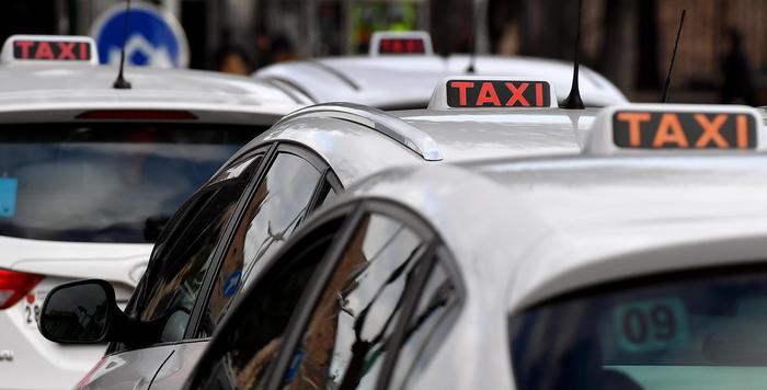 Taxi: tavolo da Delrio il 28/2, con Ncc, senza Uber