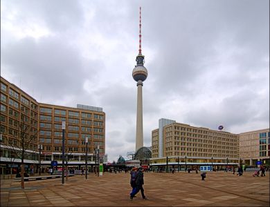 Falso allarme ad Alexanderplatz, caos a Berlino