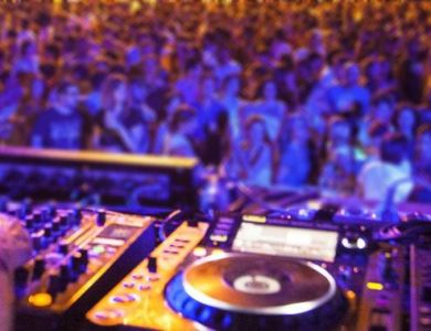 Diciannovenne sviene a una festa, forse è stupro