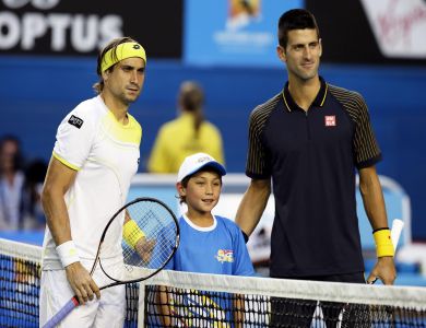 Australian Open, Djokovic vola in finale