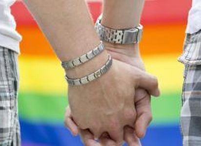 Adozioni per le coppie gay, aperture dall’Europa