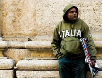 Crisi, si ferma l’immigrazione anche in Lombardia