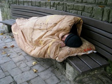 Povertà, a Milano sono oltre 2.600 i senzatetto