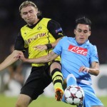 Il Napoli in campo contro il Borussia Dortmund (foto sport.it.msn.com)