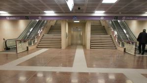 Metro 5, le scale mobili rinviano l’inaugurazione: “Prese male le misure”