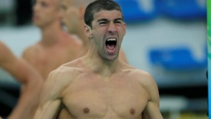 Phelps, squalificato ma premiato