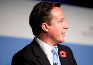 Regno Unito, Cameron: “Pronto a vietare Whatsapp e Snapchat”