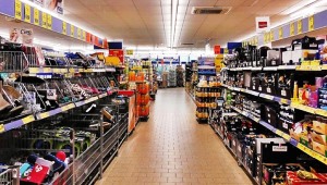 Istat, commercio in crisi ma cresce la fiducia di cittadini e imprese