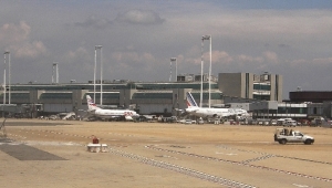 In fuga dall’aereo: la nuova frontiera dell’immigrazione è a Fiumicino