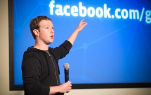 Scandalo Facebook, la lente del governo sull’impero Zuckerberg