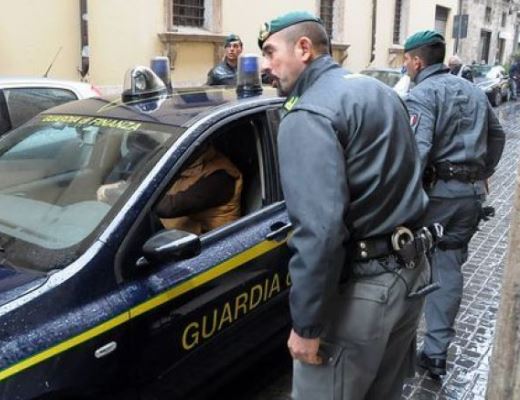 Truffe, sprechi e illegalità: 4 miliardi di mancate entrate per lo Stato