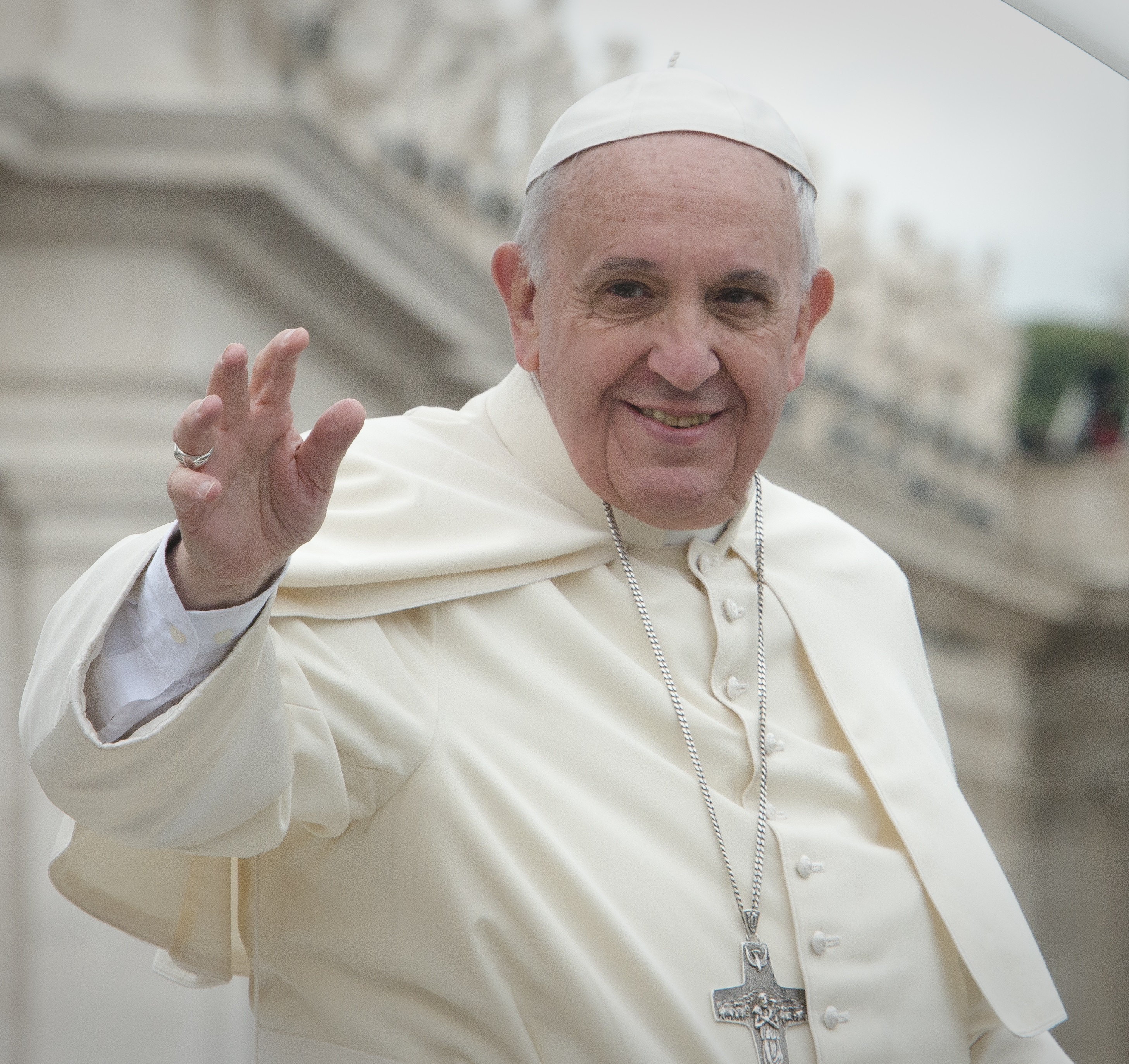 “Assolvete chi abortisce”. Il Papa chiude l’Anno Santo