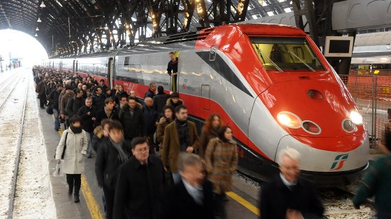 Trenitalia: stangata sugli abbonamenti dell’alta velocità, Regioni in rivolta