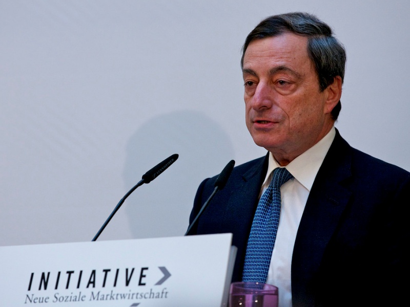 Draghi: «Europa faccia attenzione al cyber crimine finanziario»