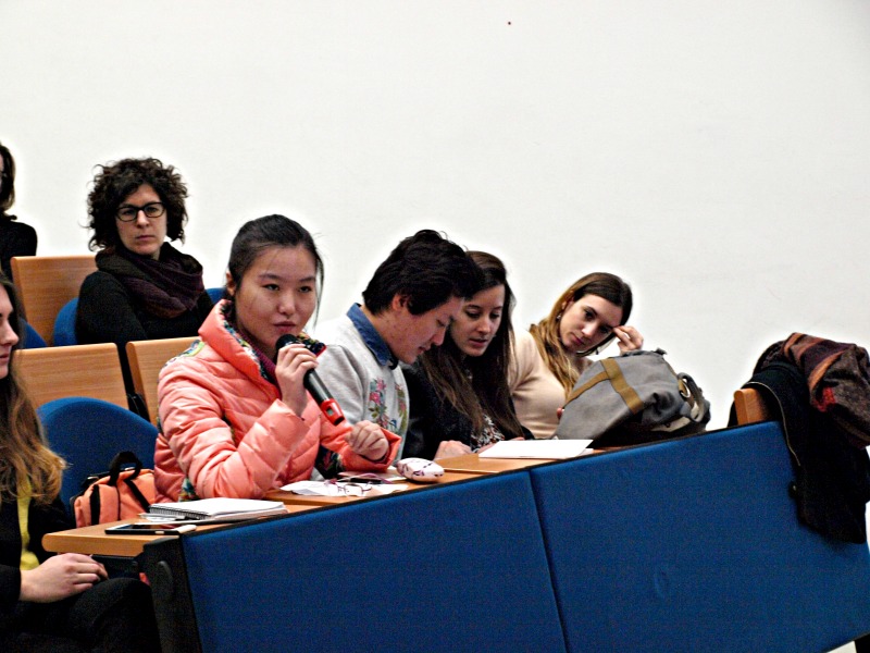 Studenti del polo di mediazione linguistiche dell'università degli Studi di Milano