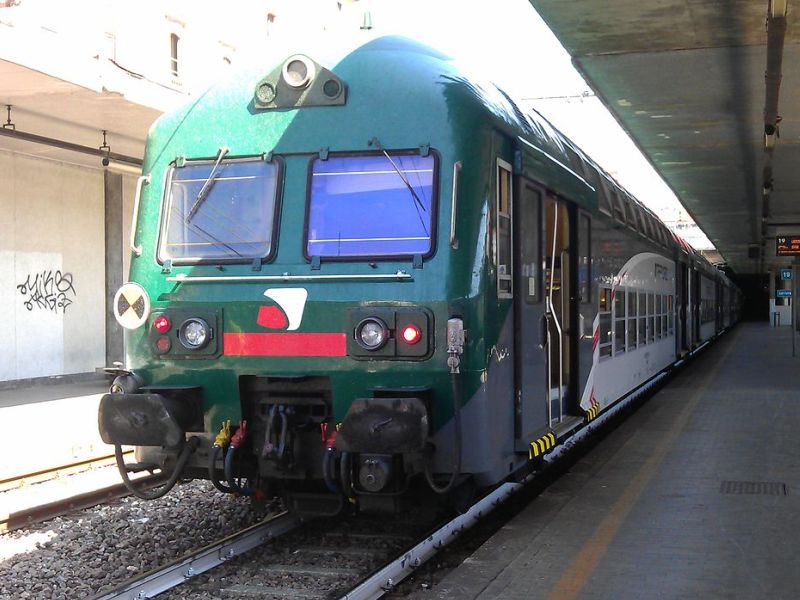 Panico e aggressioni sul treno Milano-Piacenza, arrestati tre giovani