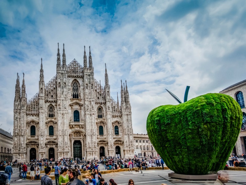 Da Expo a Food Week, Milano capitale del cibo. Obama: «I rifugiati arrivano anche a causa delle carestie»