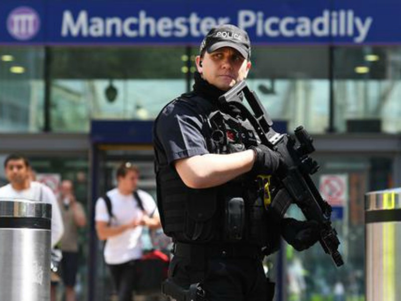 Manchester, fuga di notizie: gelo tra polizia inglese e Usa