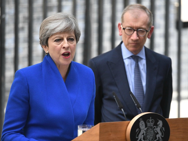 La vittoria amara di Theresa May. Perde 12 seggi, ora rebus-maggioranza