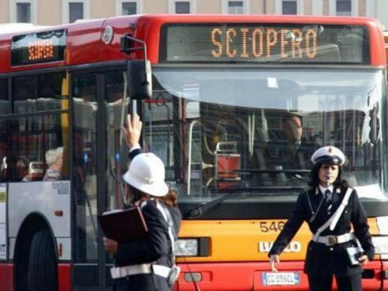 Sciopero generale: il 16 giugno fermi treni, bus e aerei. A rischio trasporti in tutte le città