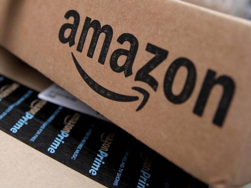 Amazon, dipendenti di Piacenza scioperano nel giorno del Black Friday
