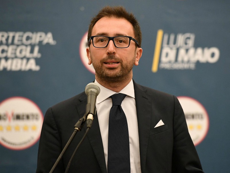 M5S, spaccatura sul Mes. Bonafede: nessun rischio per il governo