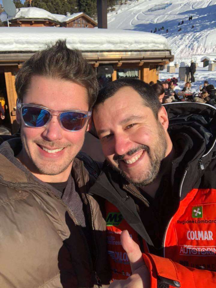 Luca Toccalini, coordinatore Giovani Padani della Lombardia, in vacanza sulla neve con Salvini