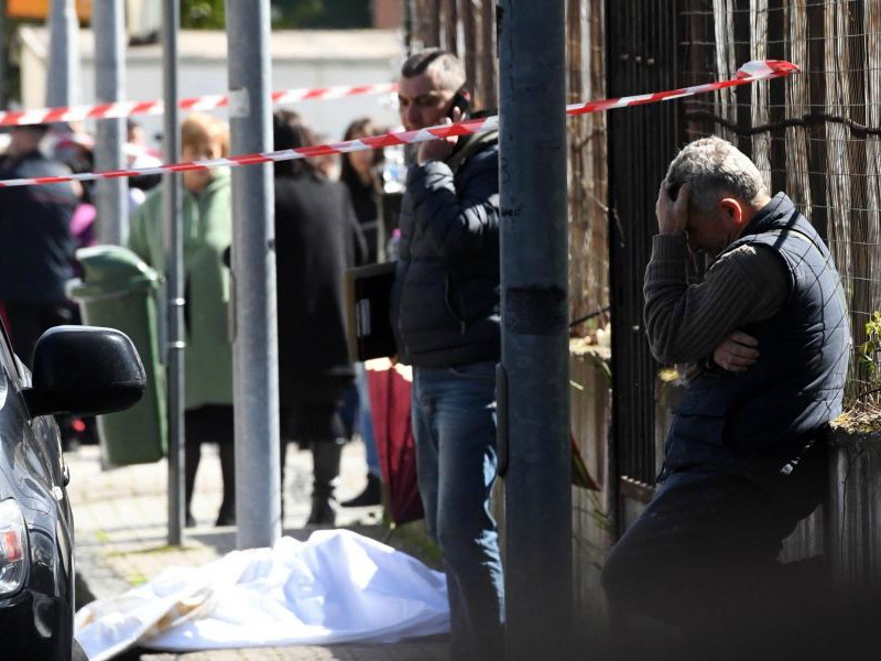 Terzigno, suicida il marito della donna uccisa di fronte a scuola