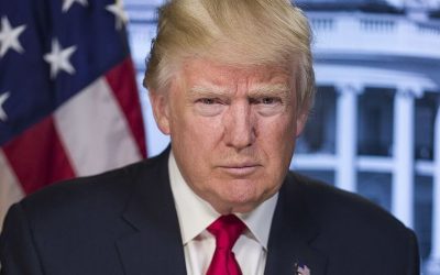 Trump all’attacco: «No all’accordo sul deficit. La guerra? La risolverei in un giorno»