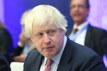 Brexit, Johnson spinge May: «Torni a trattare sul backstop»