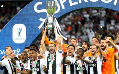 Supercoppa: la Juve porta a casa il trofeo, ma è polemica sul Var