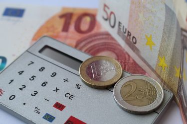 Istat: sale la pressione fiscale e scende il potere d’acquisto degli Italiani