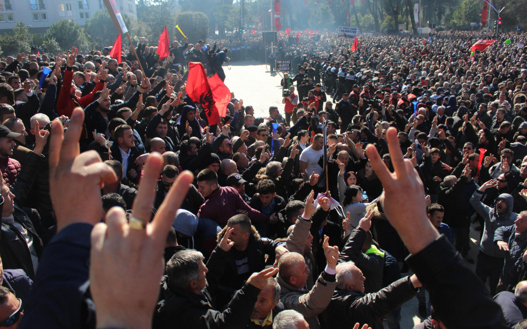 Albania, opposizione chiede nuove elezioni. Premier: «Non ci penso neanche»