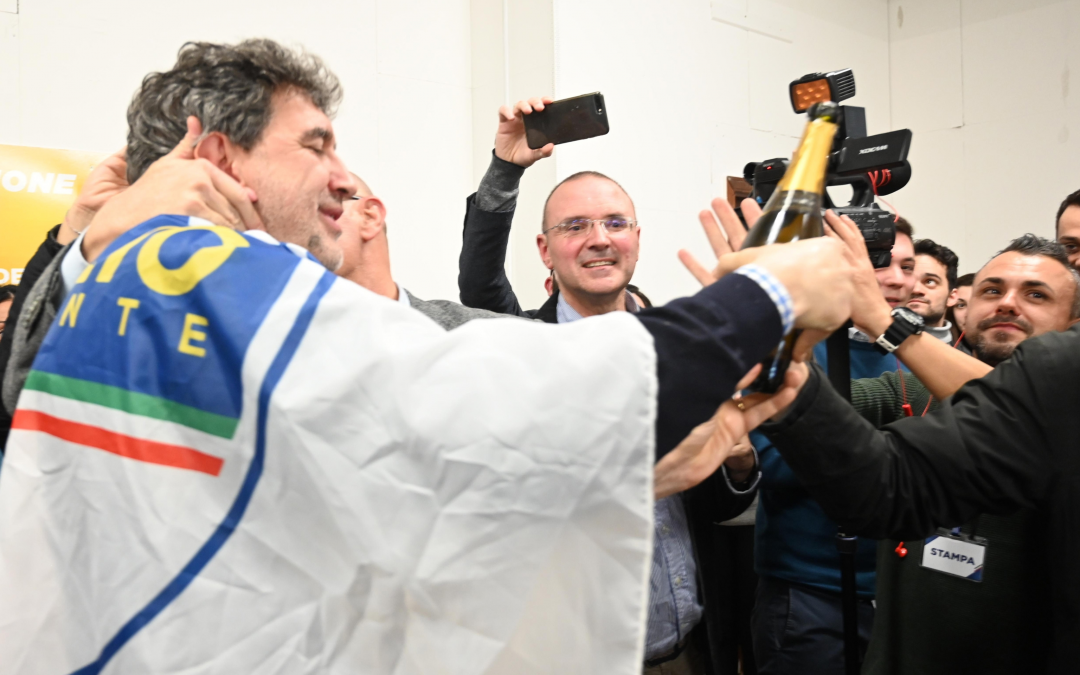 Elezioni regionali Abruzzo: crollo 5 Stelle, vola il centrodestra