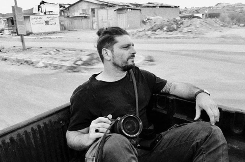 Torna a casa Gabriele Micalizzi: il fotografo ferito in Siria ricoverato al San Raffaele