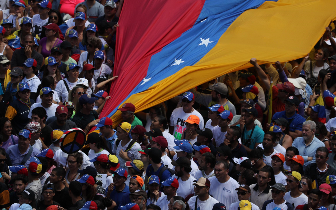 Venezuela, Mosca accusa: «Golpe Usa con la scusa degli aiuti umanitari»