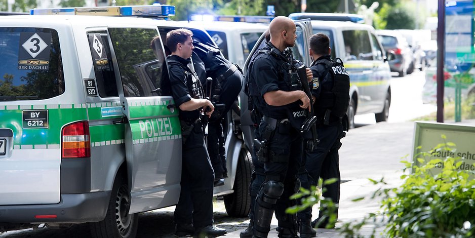 Sparatoria a Monaco di Baviera: due morti, la polizia esclude il terrorismo