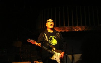 È morto Dick Dale, il re della chitarra «beach and surf»