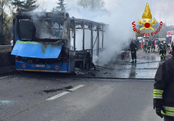 Bus dirottato, si cerca il video-manifesto dell’autista