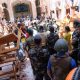Attentati Sri Lanka, l’Isis rivendica: «Kamikaze nostri combattenti»