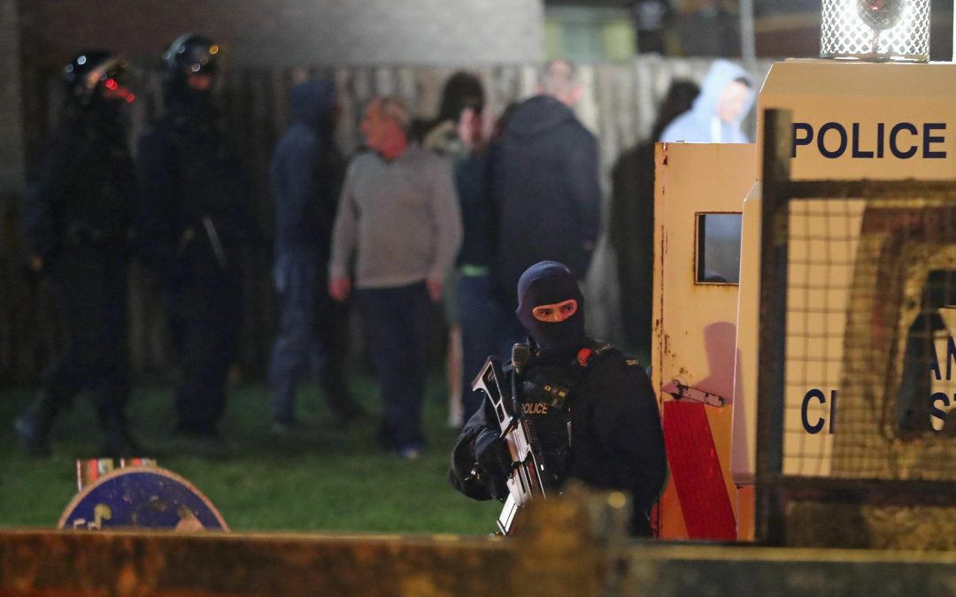 Scontri in Irlanda del Nord, giovane giornalista uccisa a Derry